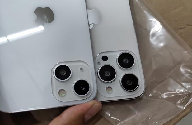 龙沙苹果手机维修分享iPhone 13‌机模长什么样 